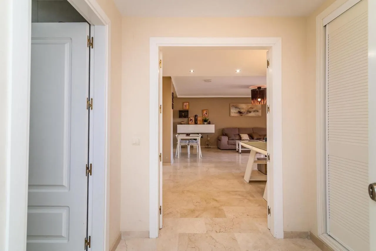 N&A Azucenas - 2Br Apartment Recently Renovated 贝纳尔马德纳 0*,  西班牙