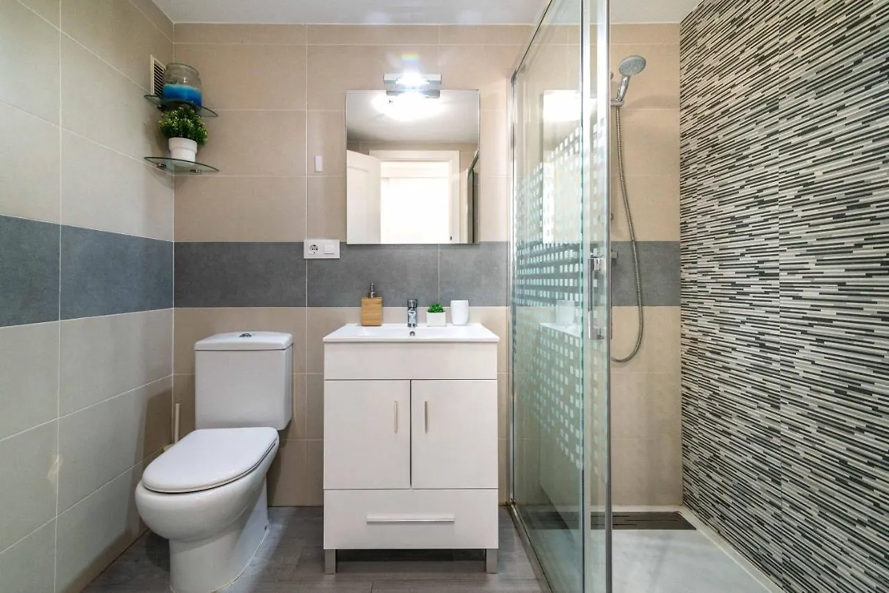 N&A Azucenas - 2Br Apartment Recently Renovated 贝纳尔马德纳 0*,  西班牙