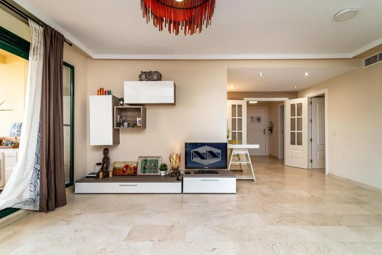N&A Azucenas - 2Br Apartment Recently Renovated 贝纳尔马德纳